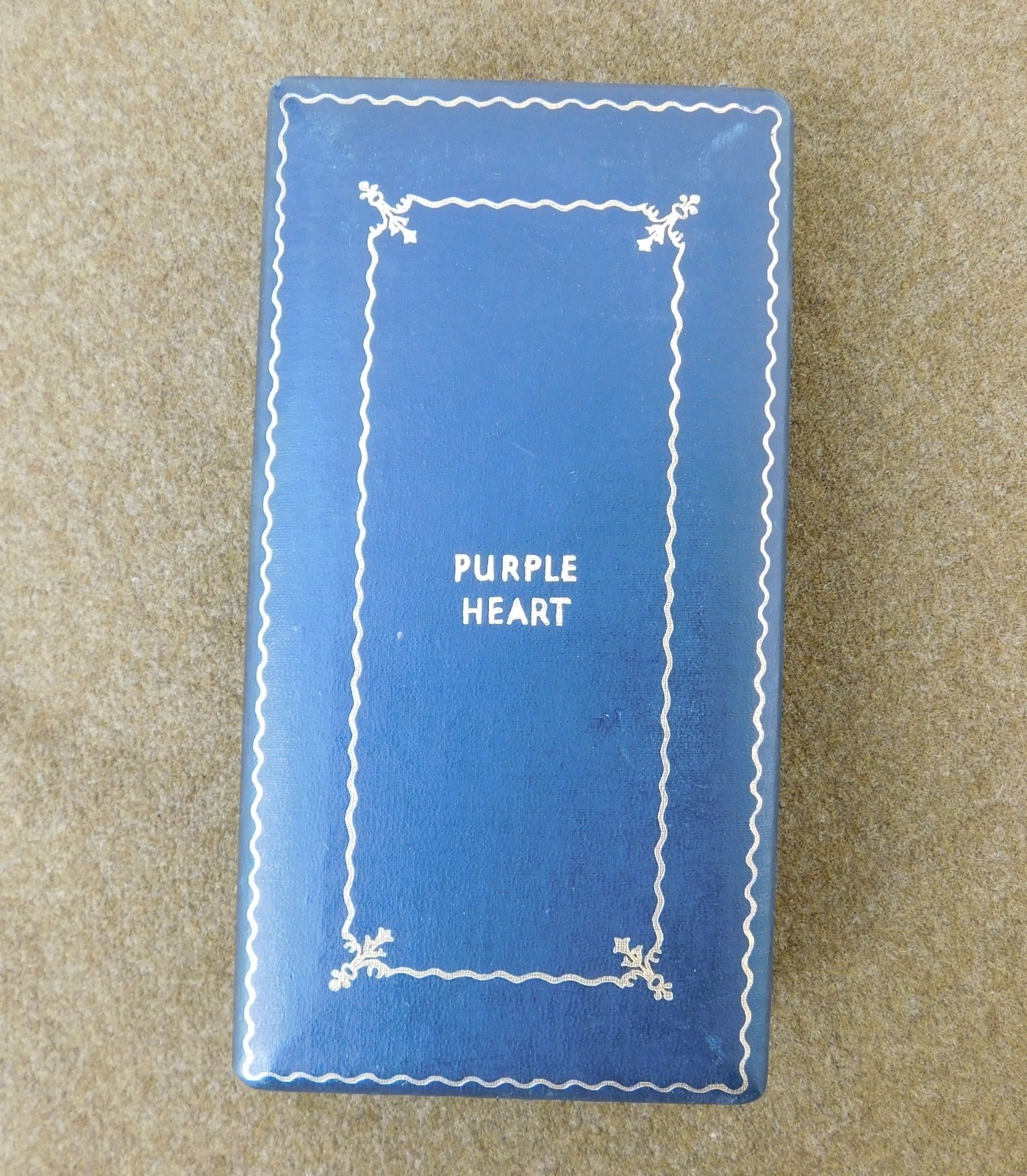 ORIGINAL WWII (NOT POST WAR) U.S. MILITARY PH MEDAL CASE - EMPTY CASE ONLY ORIGINAL WWII (NOT POST WAR) U.S. MILITARY PH MEDAL CASE - EMPTY CASE ONLY