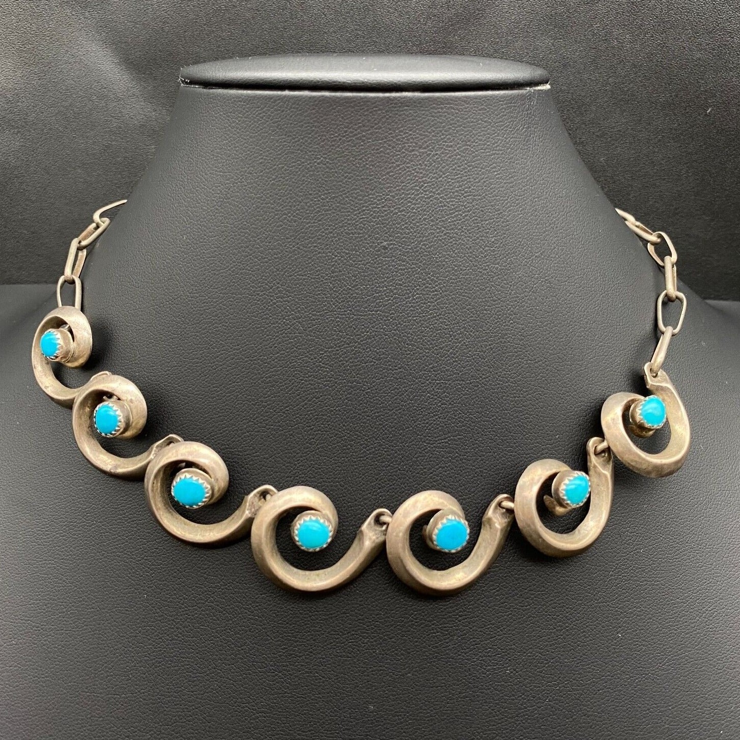 Vintage Navajo Native Swirl Turquoise Sandcast Silver Link Necklace 16"