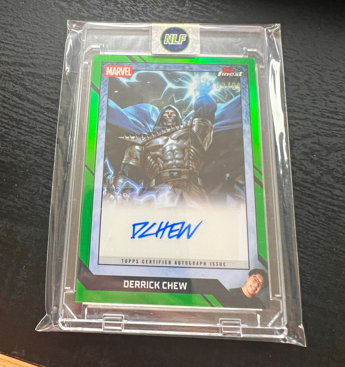 2026 Topps Finest Marvel Fantastic Four Doctor Doom Derrick Chew Auto Green /99 2026 Topps Finest Marvel Fantastic Four Doctor Doom Derrick Chew Auto Green /99