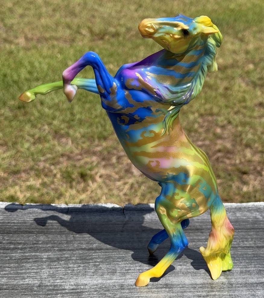 Breyer Favrile BreyerFest 2021 Classic Limited Edition Store Special Run