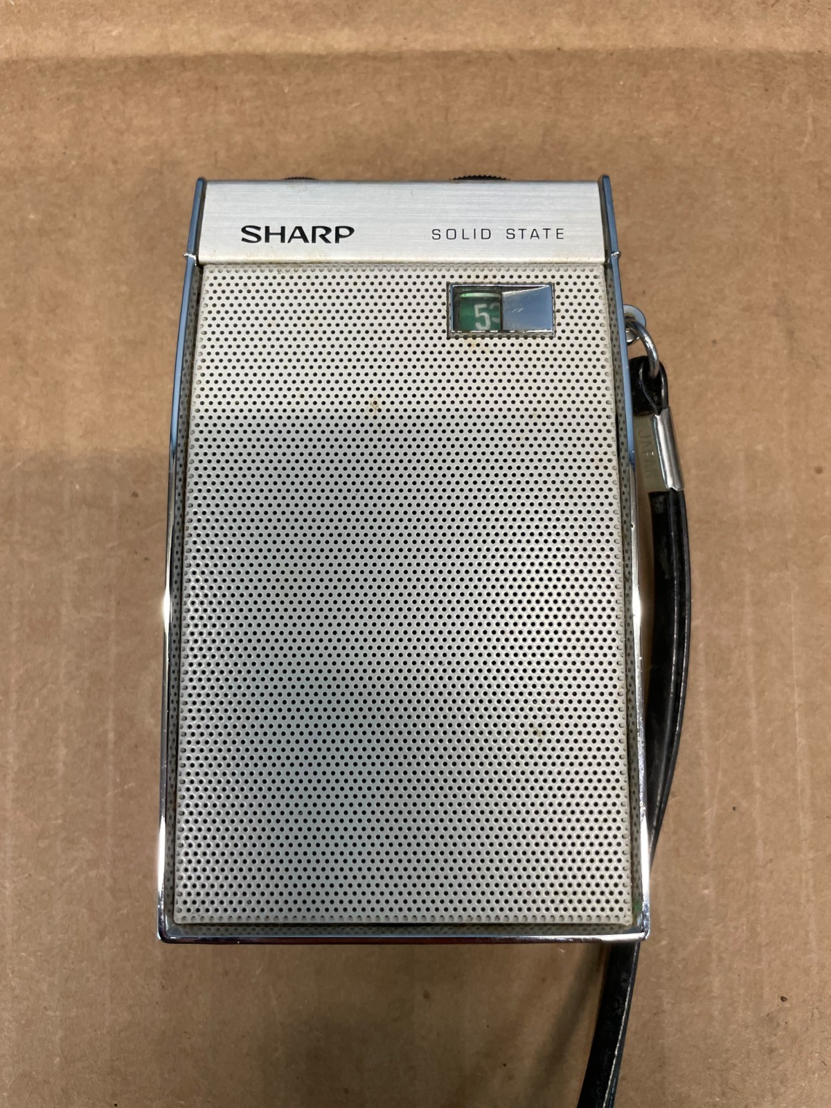 Vintage Sharp Solid State 6-Transistor Radio BP-110