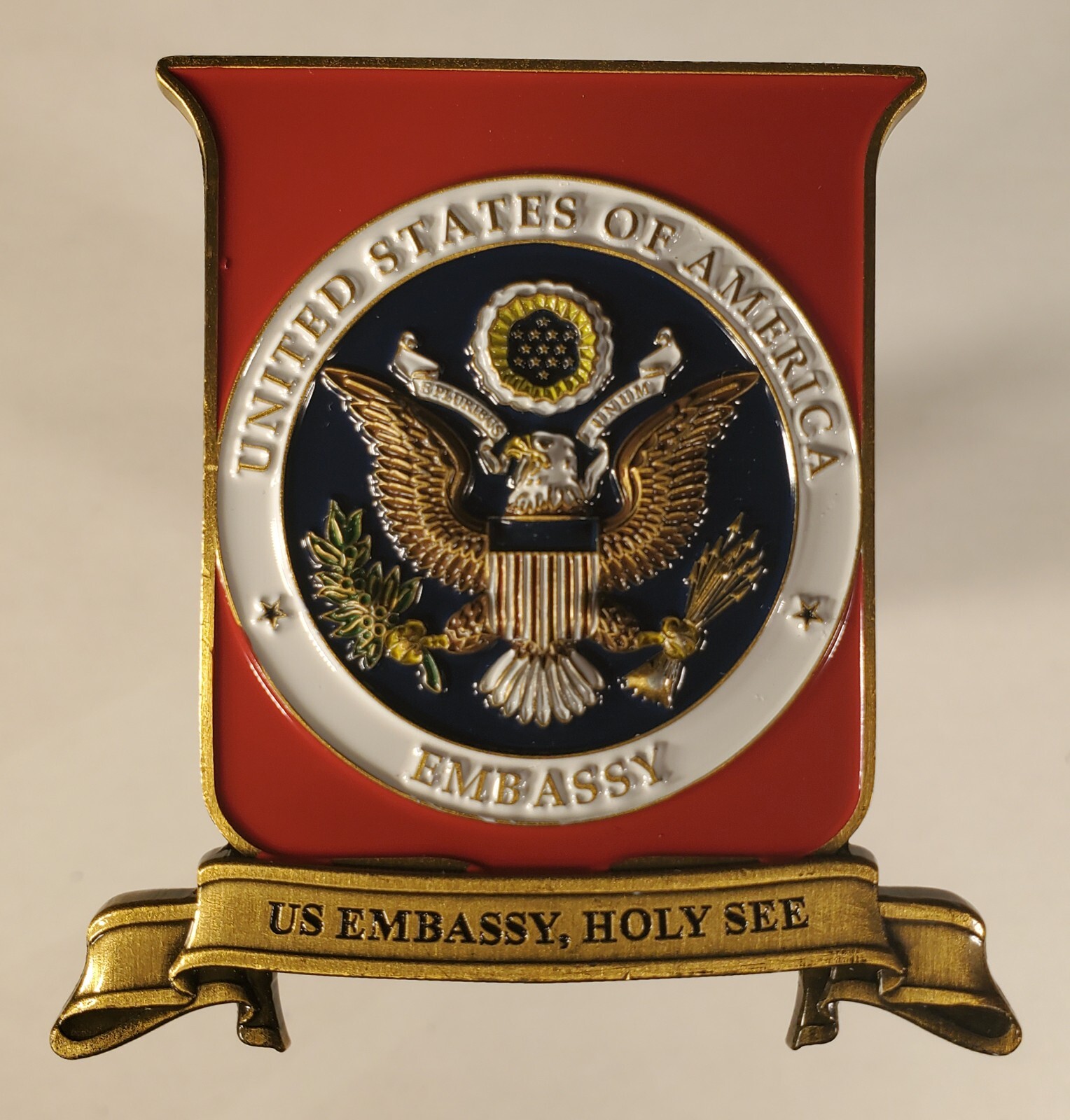 US STATE DEPARTEMENT US EMBASSY VATICAN CITY CHALLENGE COIN 2" wth 2.5" ht 174 US STATE DEPARTEMENT US EMBASSY VATICAN CITY CHALLENGE COIN 2" wth 2.5" ht 174