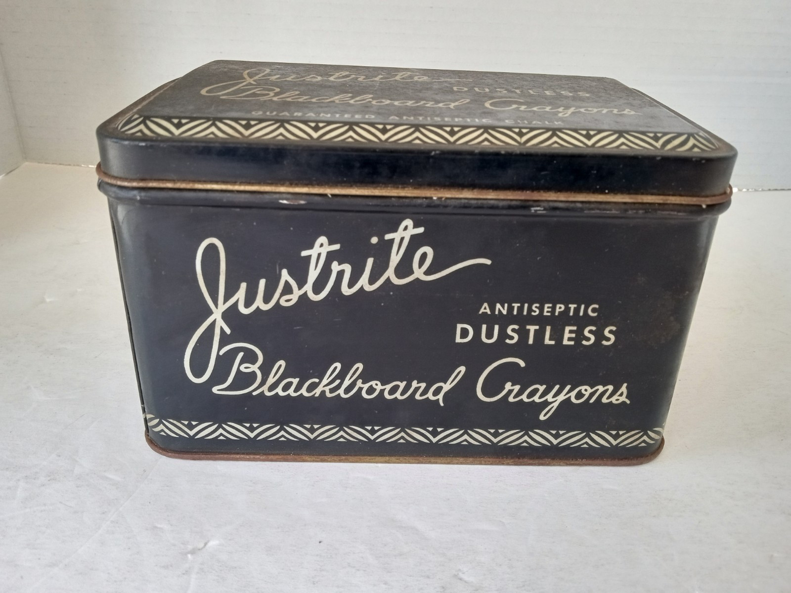 JUSTRITE Blackboard Crayons No. 102 Chalk 144 pcs AMERICAN ART CLAY Co JUSTRITE Blackboard Crayons No. 102 Chalk 144 pcs AMERICAN ART CLAY Co