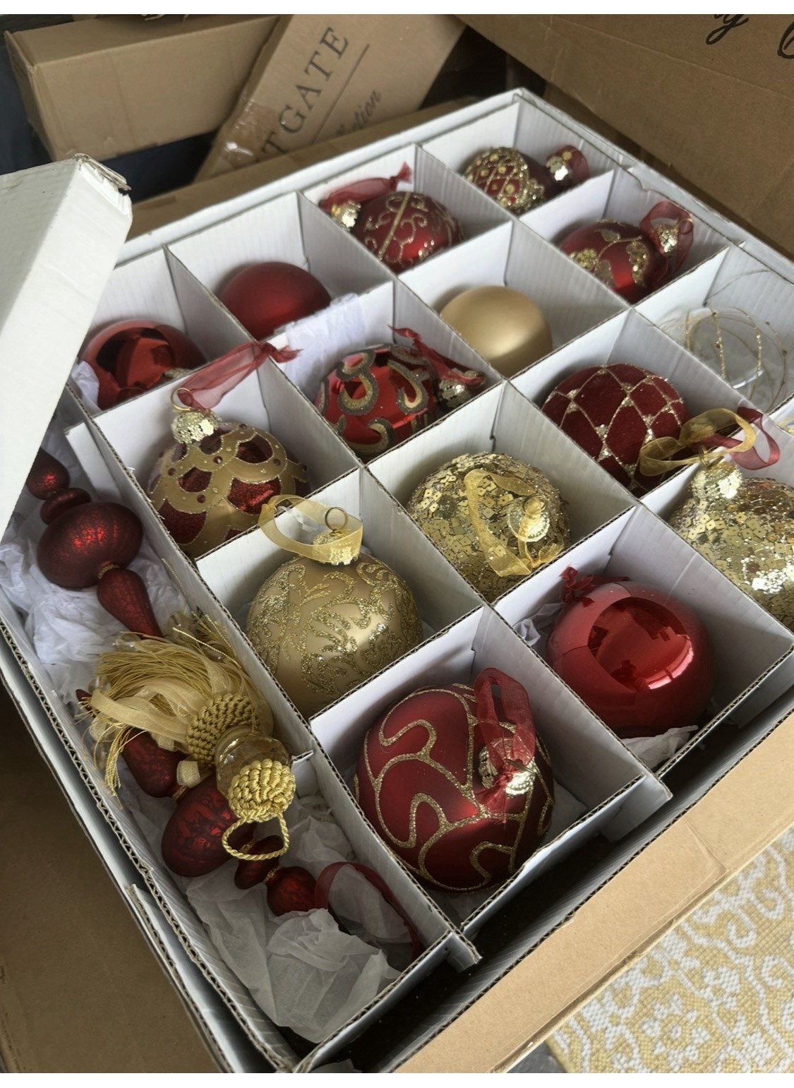 Frontgate Luxury Cristmas XL 4” Ornaments Red /Gold 40 Pieces NIB -2 Boxes Frontgate Luxury Cristmas XL 4” Ornaments Red /Gold 40 Pieces NIB -2 Boxes