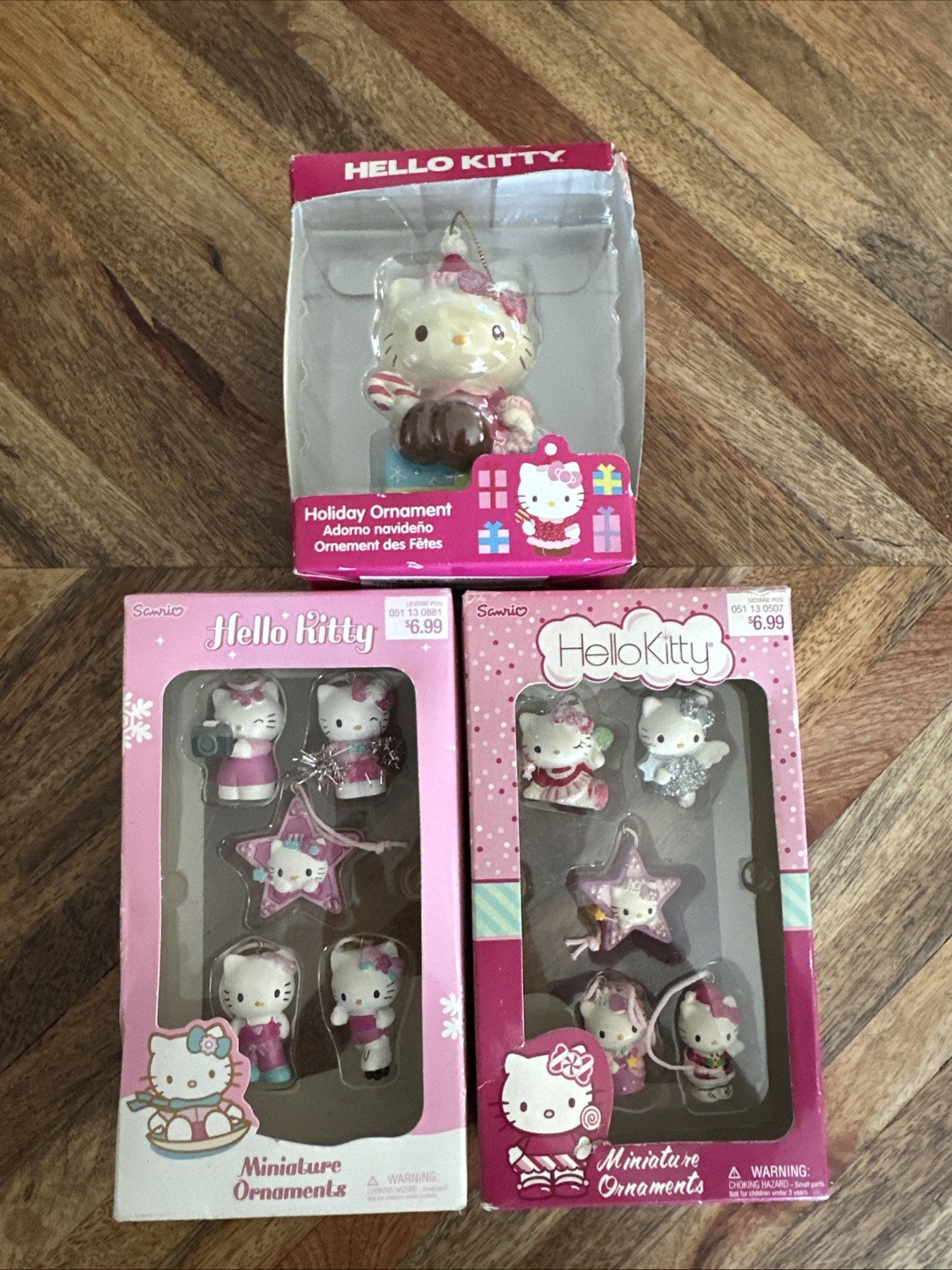 2 Vintage Hello Kitty Miniature Holiday Ornaments Set of 5 Sanrio + One 2 Vintage Hello Kitty Miniature Holiday Ornaments Set of 5 Sanrio + One