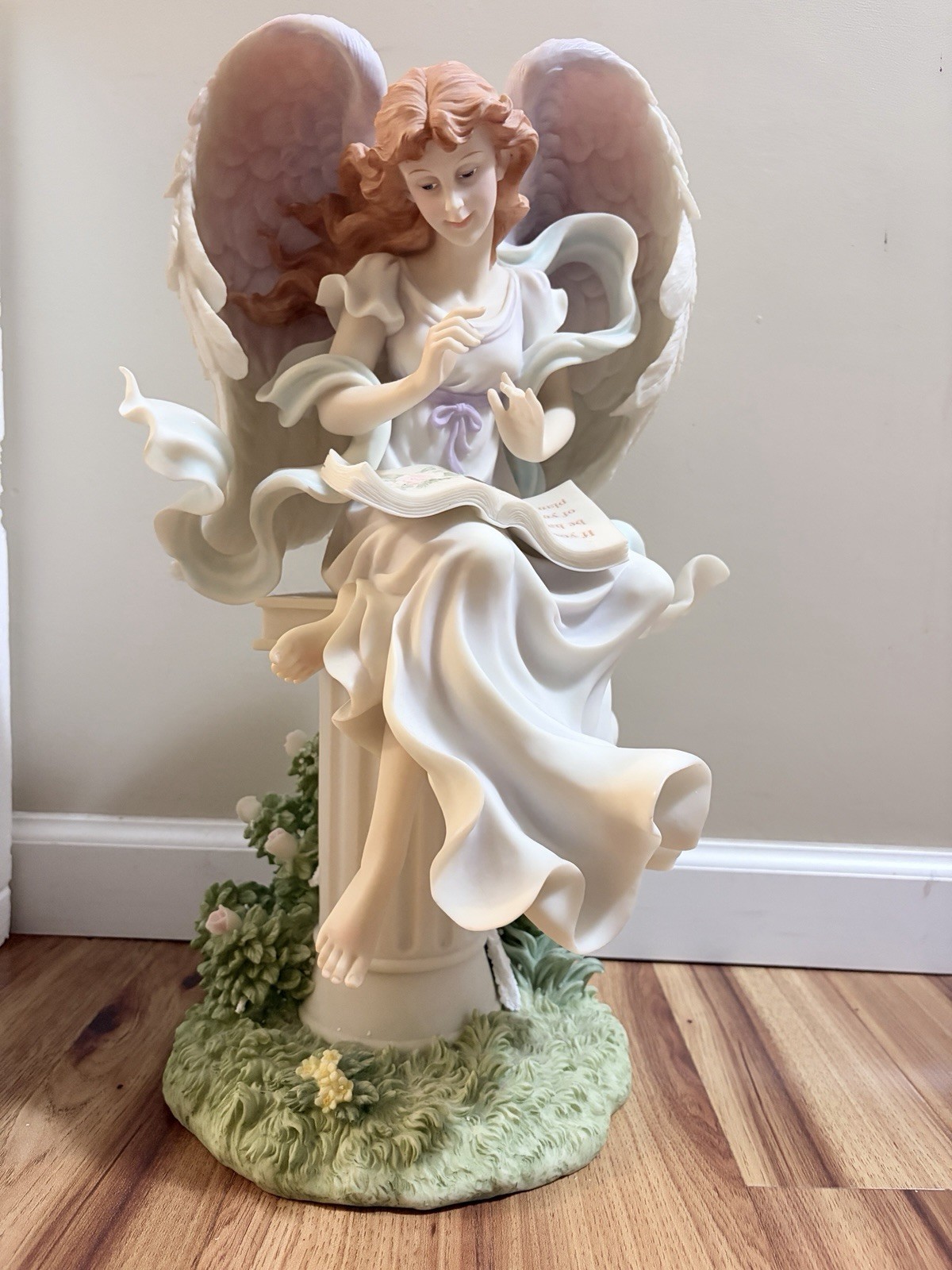 Seraphim Classic Tara - Happy Heart Angel
