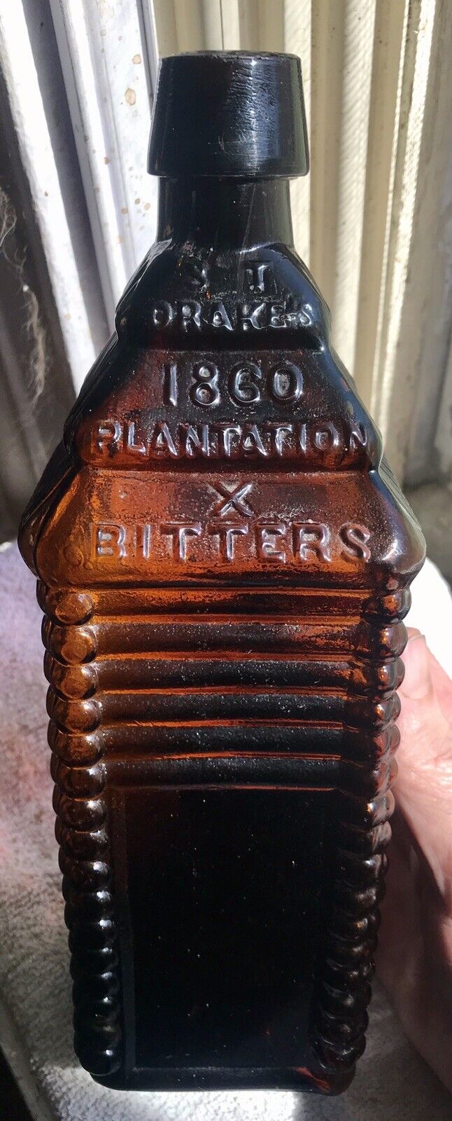 ST DRAKES 1860 PLANTATION X BITTERS 6 LOG Great Embossing Classic Superb Cond