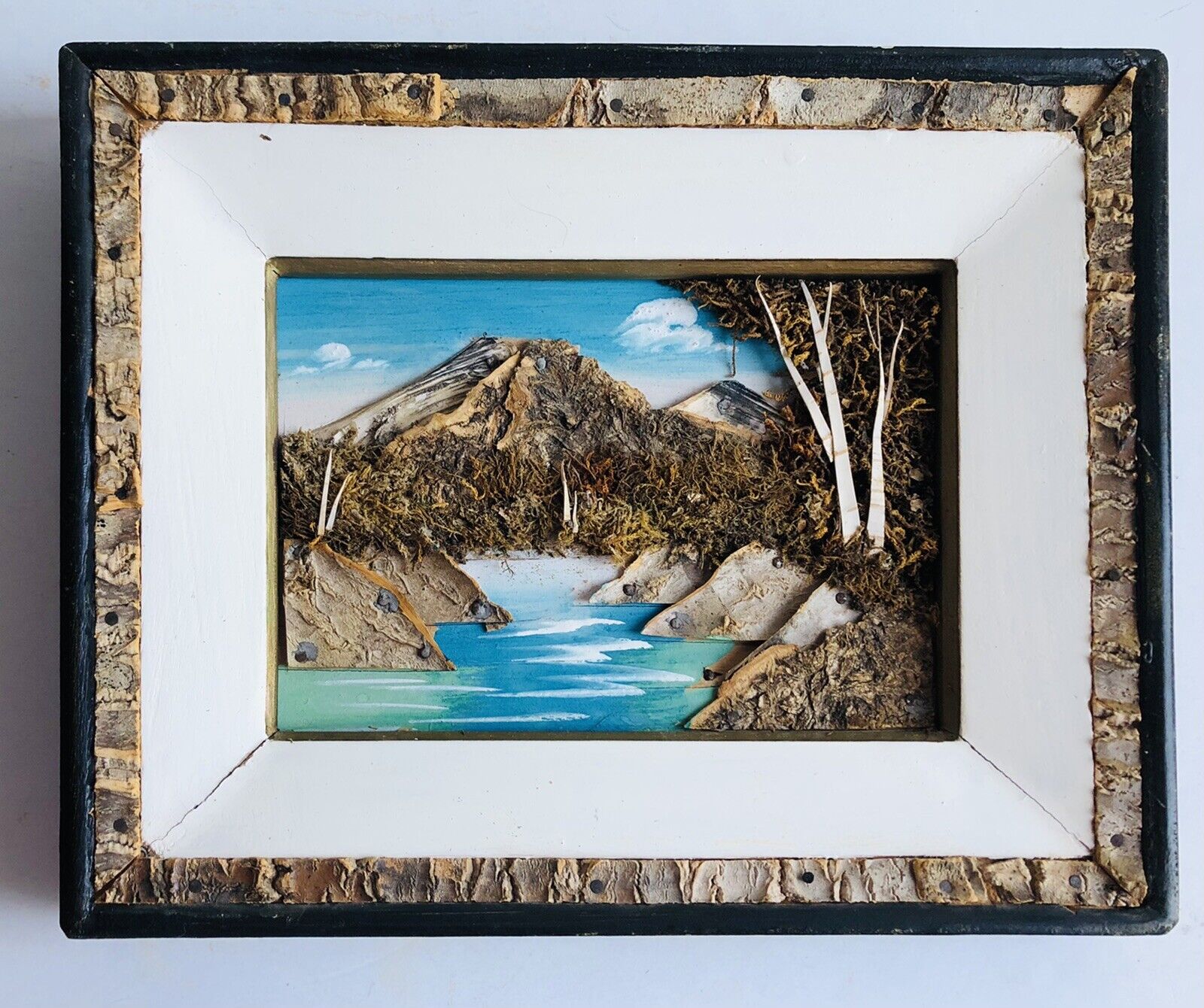 VNT 3-D Picture Painted Landscape Bark Moss Art Collage Diorama Mountain Lake