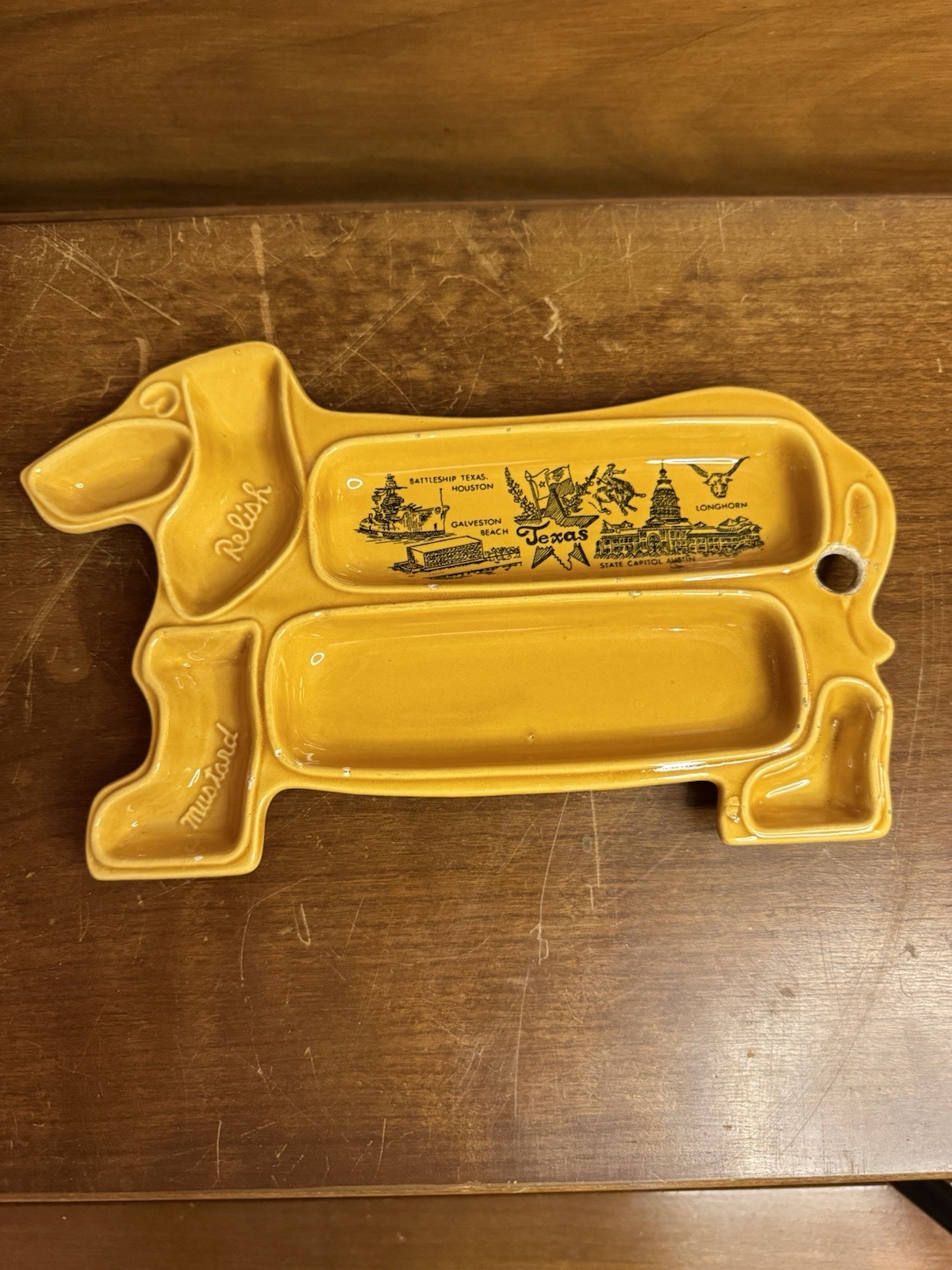 Vtg 70s Kitsch Ceramic Dachshund Hot Dog Plate Mustard Relish Brown Japan Vtg 70s Kitsch Ceramic Dachshund Hot Dog Plate Mustard Relish Brown Japan