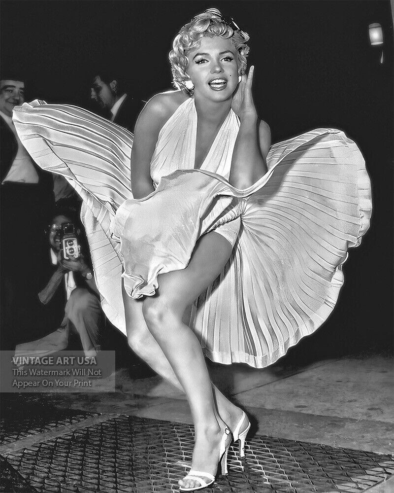 Marilyn Monroe Photo - Vintage 1954 Seven Year Itch Movie Dress Blowing Updraft