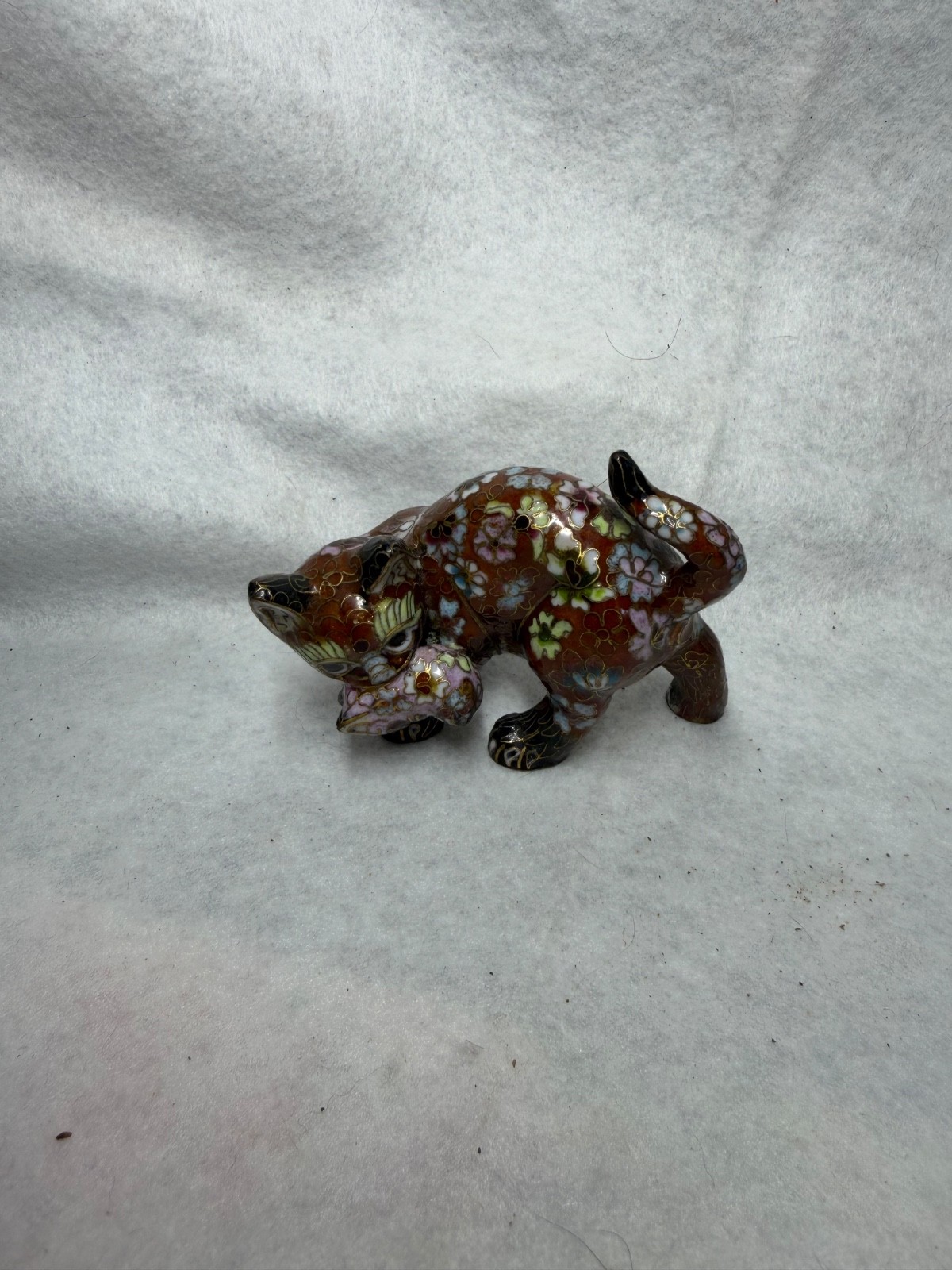 Vintage Chinese Cloisonne Enamel Cat with her Baby 2.5" Vintage Chinese Cloisonne Enamel Cat with her Baby 2.5"