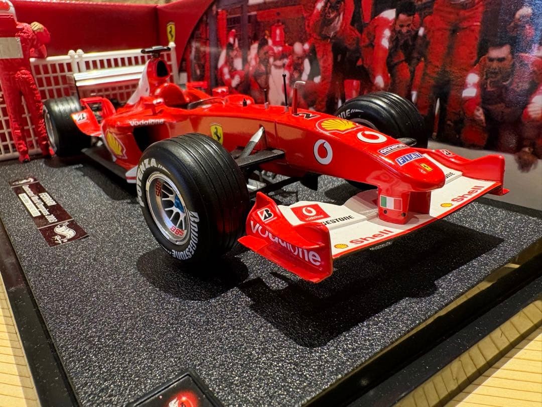 Hot Wheels 1/18 Ferrari F2003-GA Japan GP F1 Champion Model with Driver Figure Hot Wheels 1/18 Ferrari F2003-GA Japan GP F1 Champion Model with Driver Figure