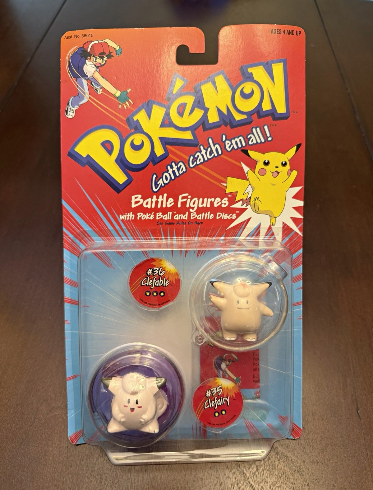 *NIB* Hasbro Pokémon Battle Figures Clefairy/Clefable Pokeball and Battle Discs *NIB* Hasbro Pokémon Battle Figures Clefairy/Clefable Pokeball and Battle Discs