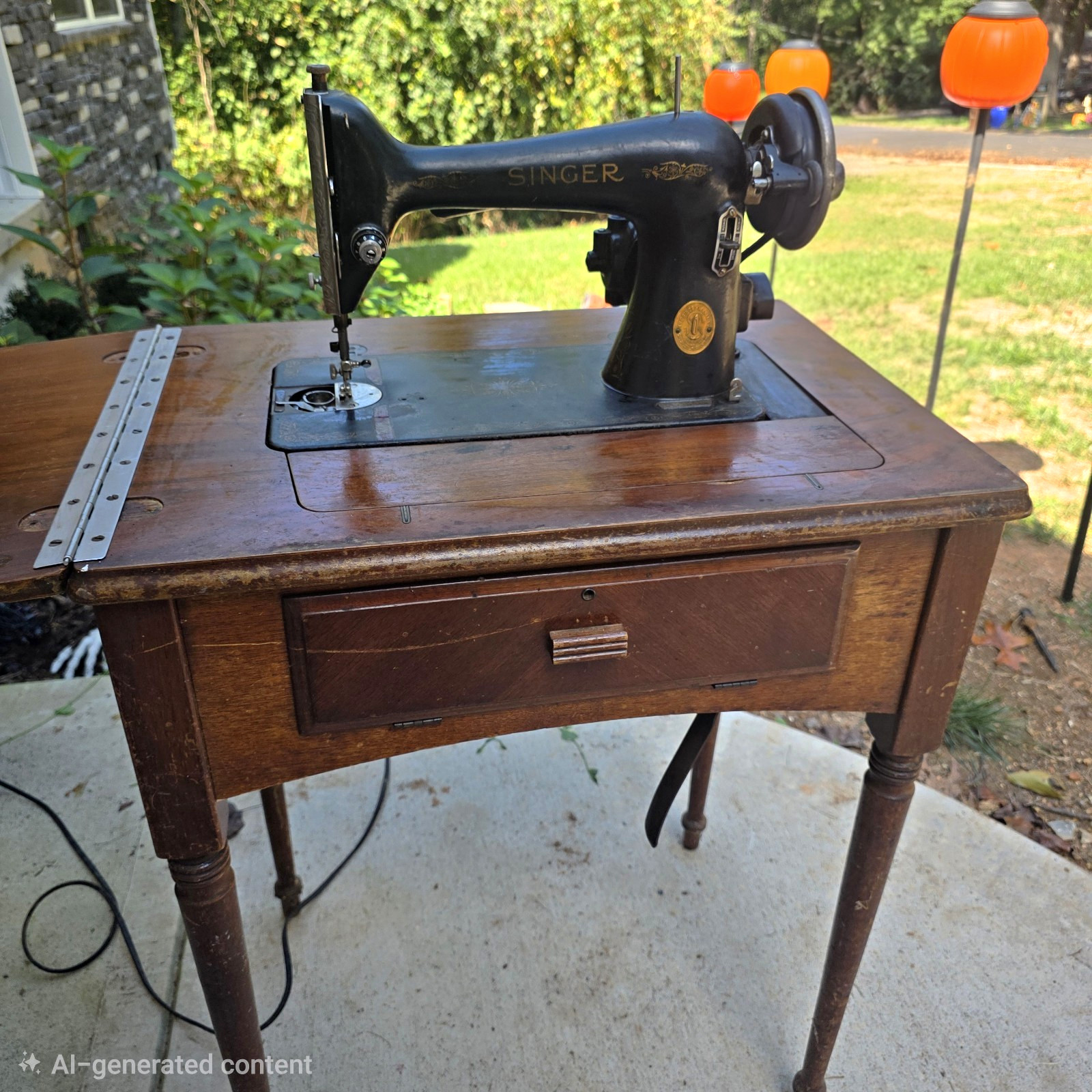 1940's Antique Singer Sewing Machine With Singer Sewing Table WORKS 1940's Antique Singer Sewing Machine With Singer Sewing Table WORKS