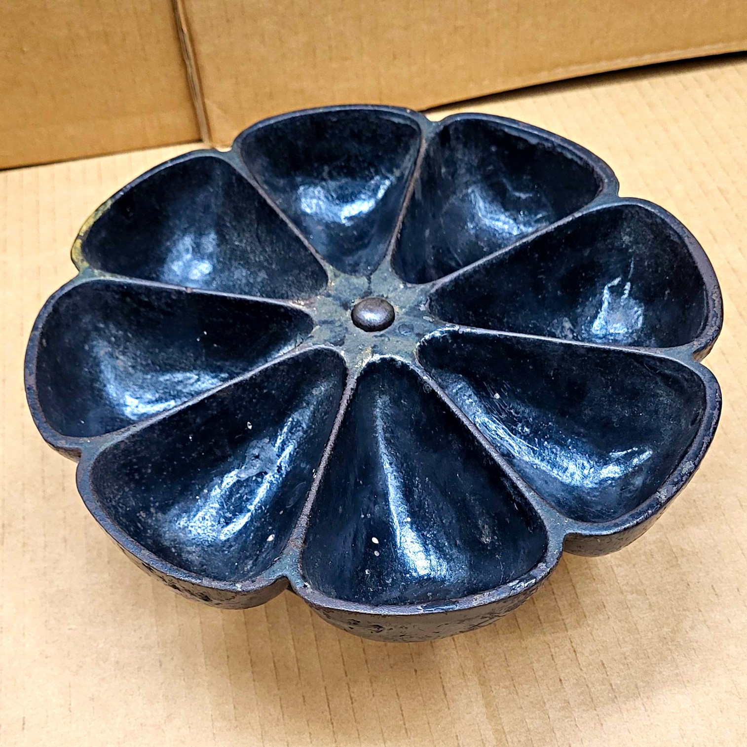 Antique Vintage Cast Iron Nail Cup - Cast Iron Material