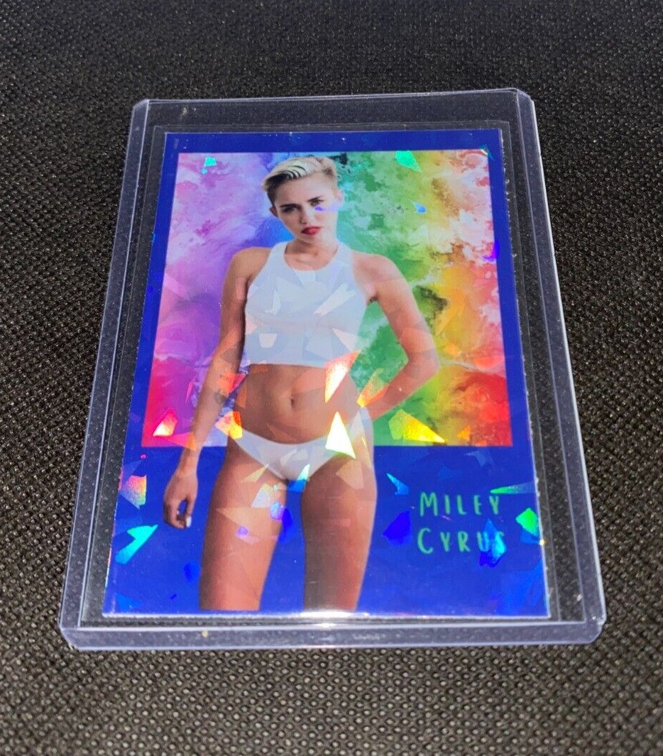 Miley Cyrus Sexy Blue Holo Foil Refractor Card in toploader rc