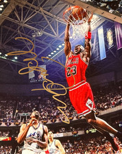 Michael Jordan Signed 8x10