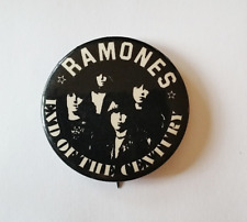 RAMONES Pinback 1979 End Of The Century 1.75