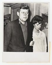 1961 RARE JFK Press Photo Pres. Kennedy and Jackie after Visiting Father picture