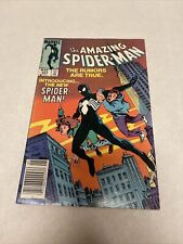 The Amazing Spider-Man 252  Marvel Comics 1st Black Costume Suit #252 Venom picture