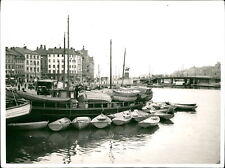 Boat traffic - Vintage Photograph 2368621 picture