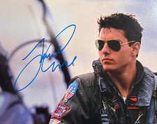 TOM CRUISE Signed 8x10