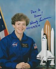 WENDY LAWRENCE Astronaut NASA Engineer Signed 8 x 10 Photo  picture
