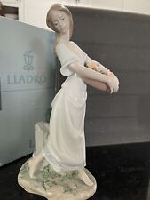 Lladro Privilege Society Gardens of Athens 7704 With Original Box picture