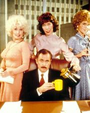 Nine to Five Jane Fonda, Lily Tomlin, Dolly Parton, Dabney Coleman 8x10  Photo picture