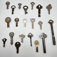 Antique Vintage Keys 20 Count Lot #13 picture
