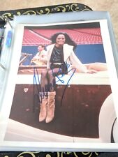 DIANA ROSS SIGNED 8X10 PHOTO COLOR PHOTO GREAT  picture