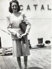 Ui Photograph Pretty Woman Ready To Board Boat To Catalina Island 1940-50's picture