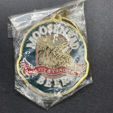 Vintage 1990s Moosehead Beer Brewery Canada Thick Keychain Brass New UNUSED picture