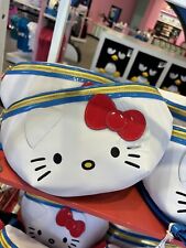 2024 Universal Studios Hello Kitty 50th Anniversary Loungefly Fanny Pack New picture