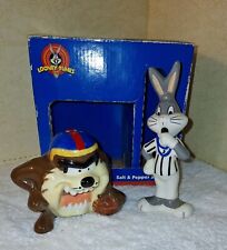 Vintage Looney Toons Taz & Bugs Bunny Salt & Pepper Shakers 1998 Warner Bros. picture