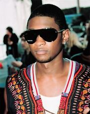 Usher Candid Event Photo 8x10 Singer  P39a picture