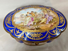Large 19th Century Sévres Porcelain Box with Gallant Scene picture