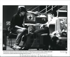1996 Press Photo Cameron Crowe directs Tom Cruise in Jerry Maguire - cvp56692 picture