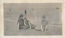 Found ANTIQUE PHOTOGRAPH bw A DAY AT THE BEACH Original Snapshot VINTAGE 19 47 Q picture