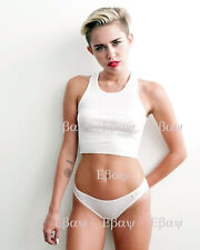 Miley Cyrus 2 Singer, Songwriter 8X10 Photo Reprint picture