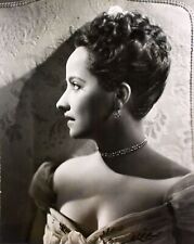 Cinema Favorite MERLE OBERON Side Profile Photo  (171-n) picture