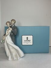 Lladro “Everlasting Love” Couple Figurine #8274 Amor Eterno - In Box picture