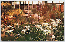 Postcard Treadway Resort Inn Lancaster Pennsylvania Courtyard Vintage picture