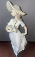 NAO BY LLADRO WOMAN picture