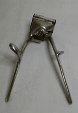 VINTAGE PRIESTS Boudoir Hand Held HAIR CLIPPERS Rare picture