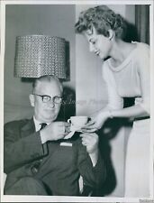 1958 John Christie Echo Hutson Indianapolis In Served Coffee Wirephoto 7X9 picture