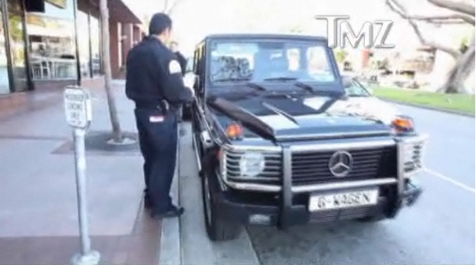 The Govenator Gets A Ticket On His G-Wagon