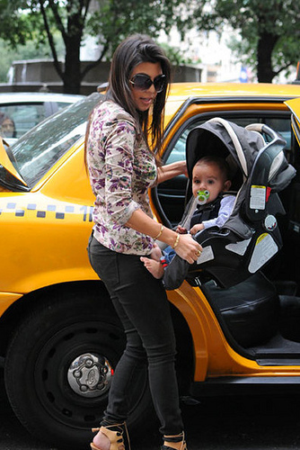 Celebrity Taxi Bust Kourtney Kardashian