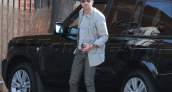 Gerard Butler Range Rover
