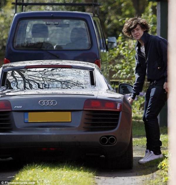 Harry Styles Audi R8